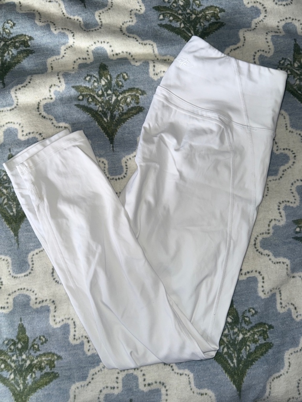Alphalete Pulse Surge Legging